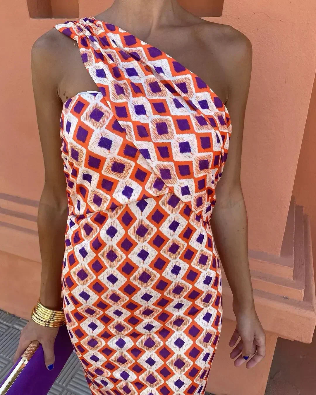 Vestido Midi Diagonal Moderno Chic